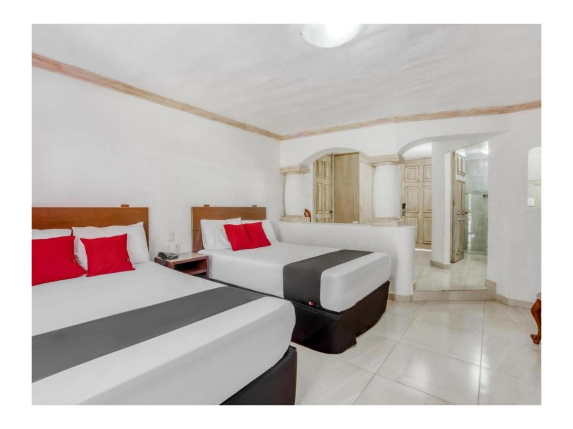 Capital O Gran Hotel Campestre 塞拉亚 外观 照片