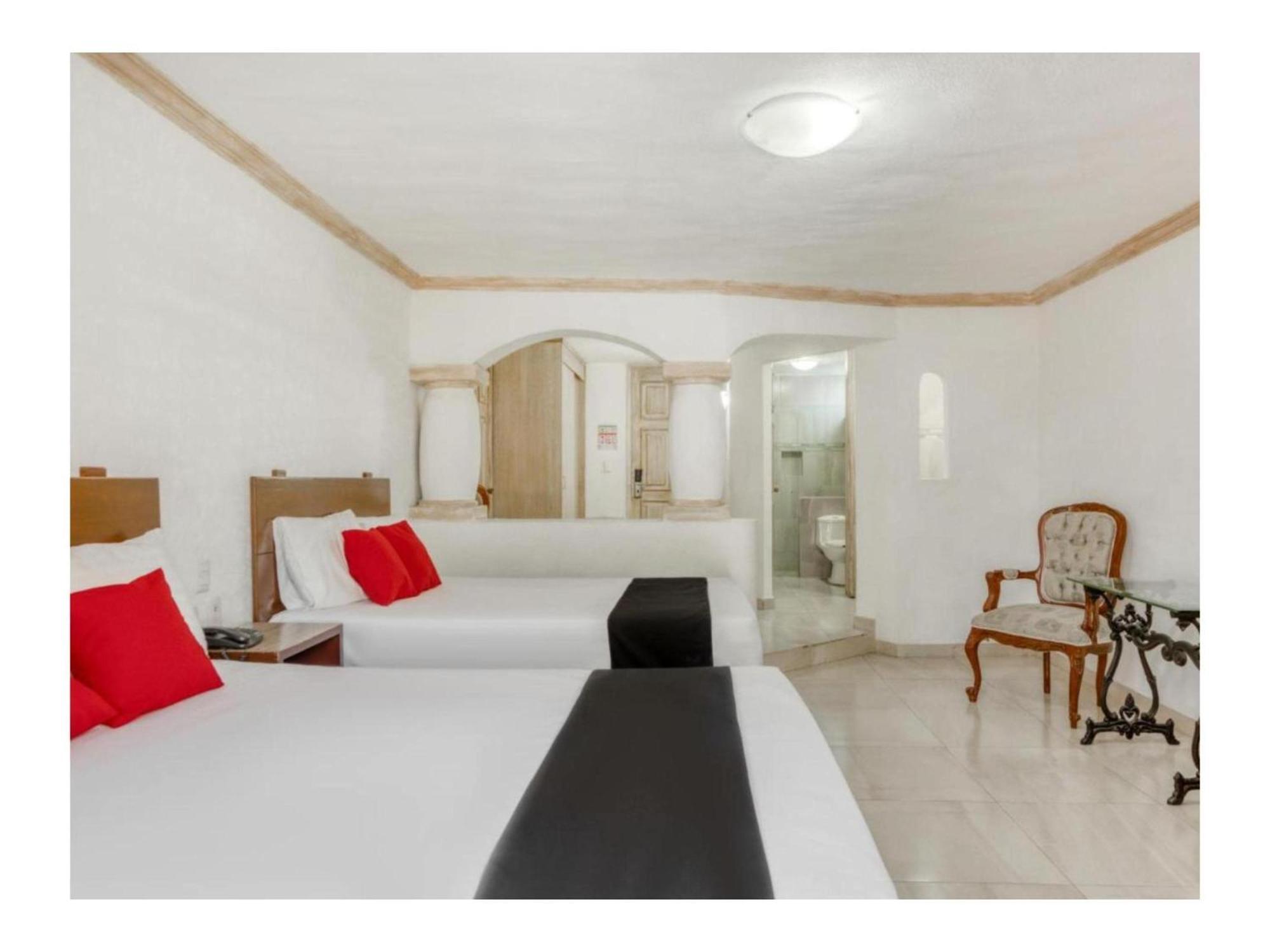 Capital O Gran Hotel Campestre 塞拉亚 外观 照片
