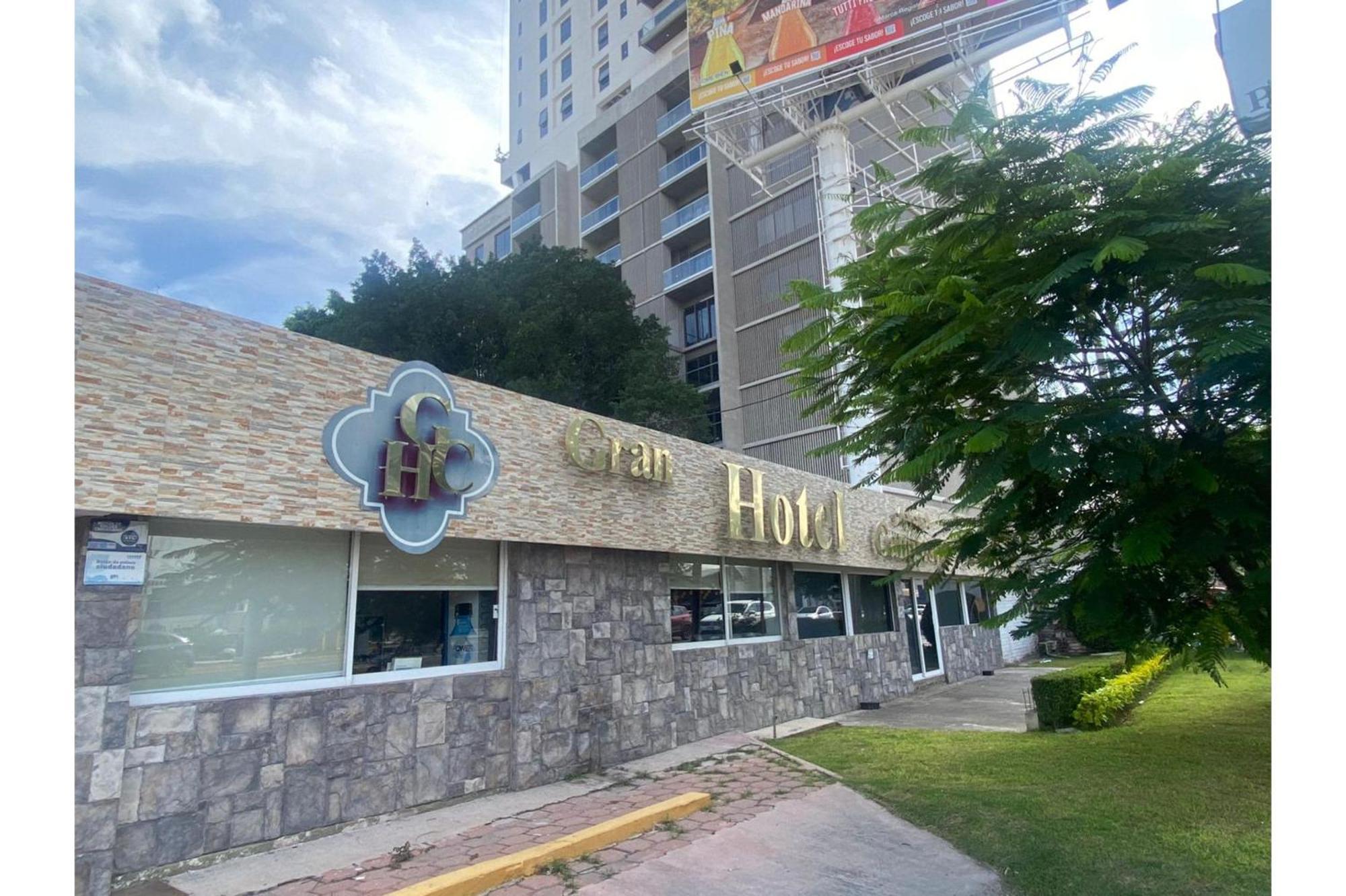 Capital O Gran Hotel Campestre 塞拉亚 外观 照片